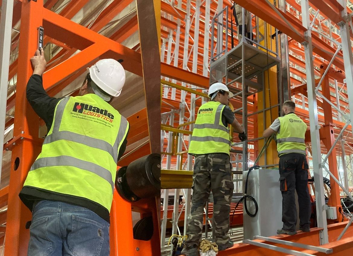 HUAYIDE Non-Standard Overweight Stacker Crane Container Warehouse