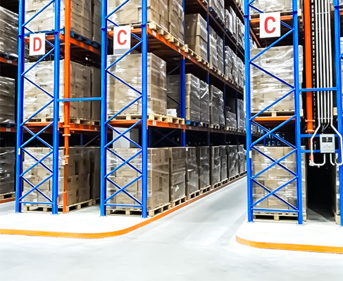 HUADE VNA Racking with embedded steel guide rails installed in the warehouse floor